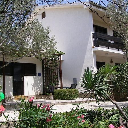 קרק Apartments Dunoti מראה חיצוני תמונה