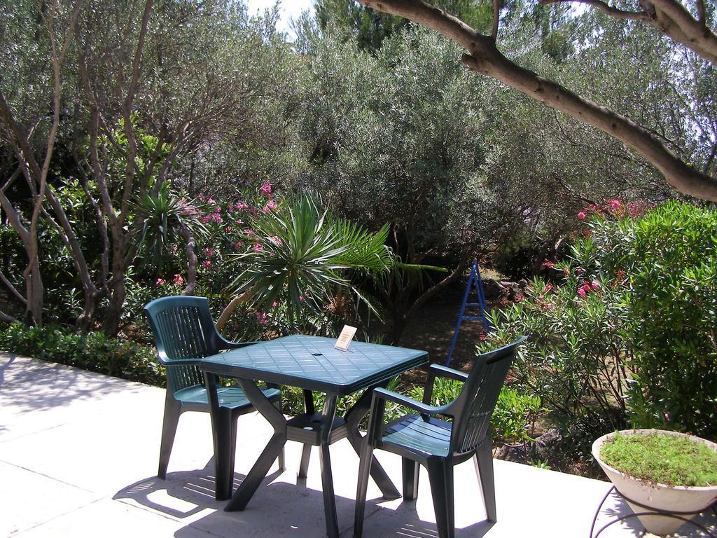 קרק Apartments Dunoti מראה חיצוני תמונה