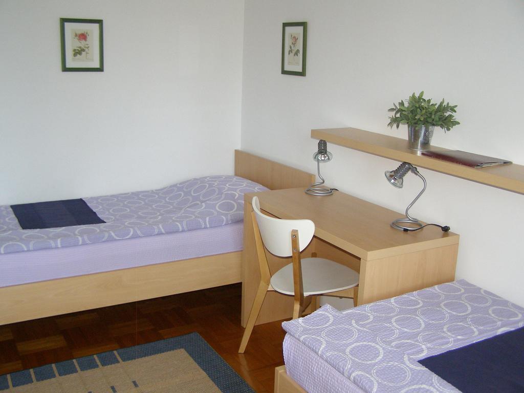 קרק Apartments Dunoti חדר תמונה
