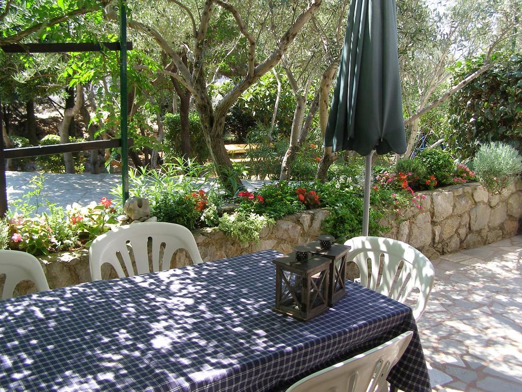 קרק Apartments Dunoti מראה חיצוני תמונה